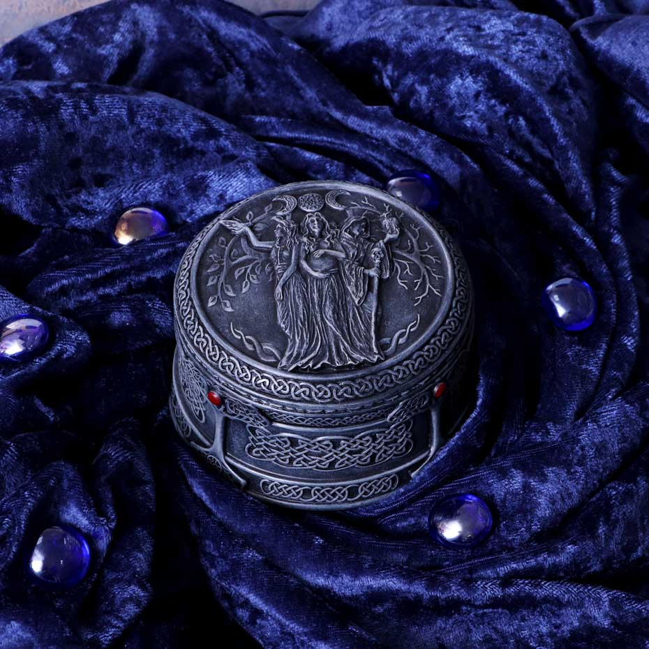 Triple Goddess Box 9.5cm