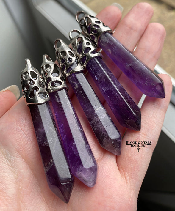 Imitation Amethyst Onyx Gemstone Pendant Necklace