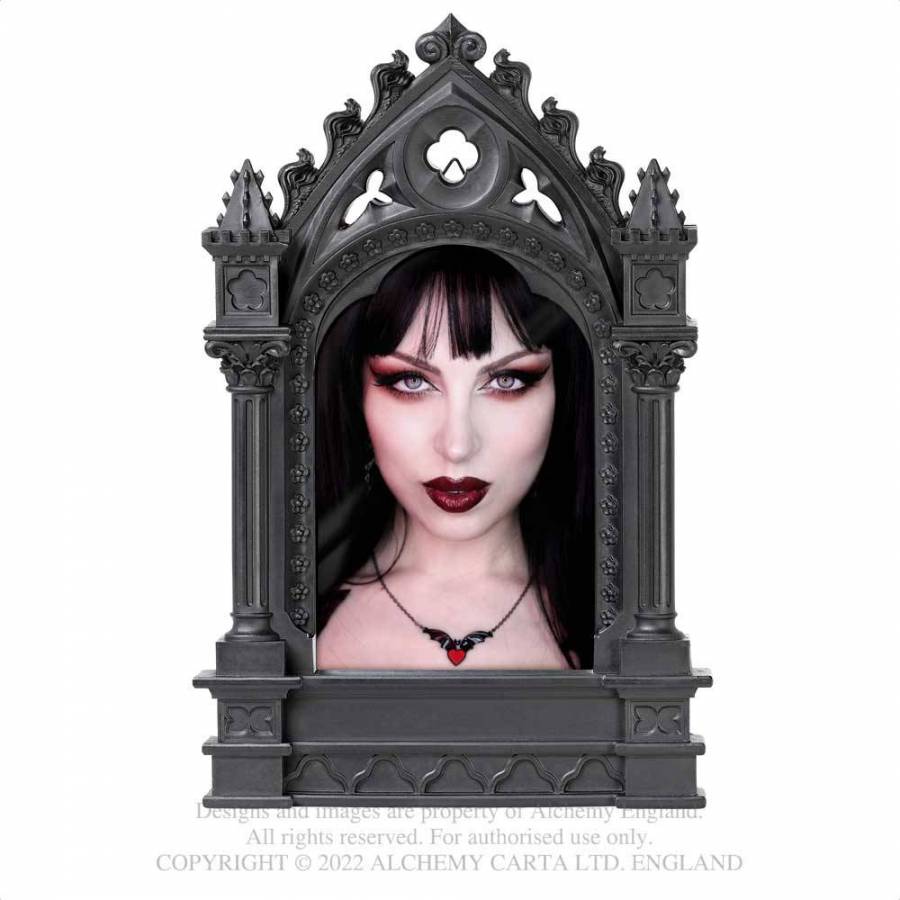 Alchemy Gothic – Haunted By Crystals