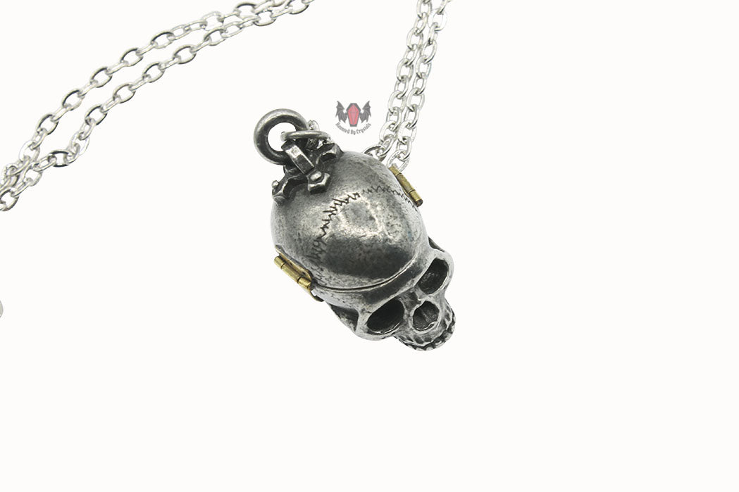 Mortalitas Necklace P322 Alchemy Gothic 2001