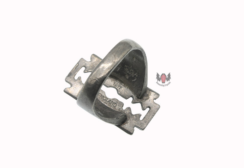 Razor Ring R129 Size T Alchemy Gothic