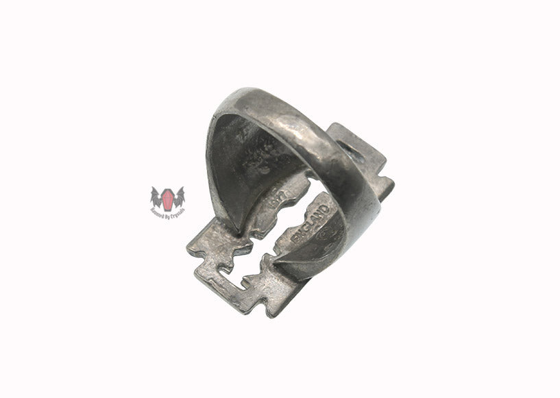 Razor Ring R129 Size T Alchemy Gothic