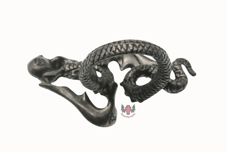 Starchaser Ring R190 Size Medium Q-T Alchemy Gothic