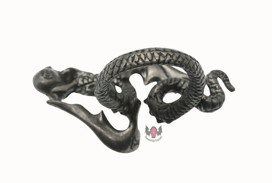 Starchaser Ring R190 Size Medium Q-T Alchemy Gothic